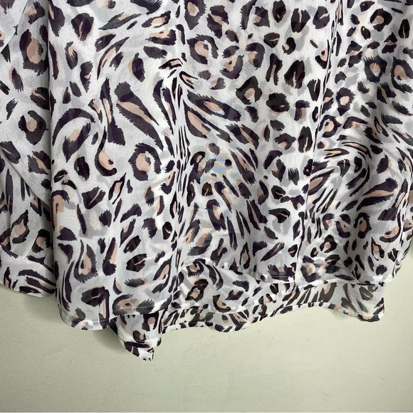 Cabi White Leopard Animal Print Chiffon Glamour Blouse Top Size Medium - Picture 8 of 12